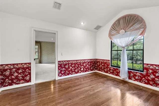 Residence photo 7