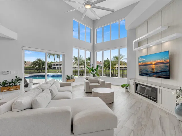 Saturnia Boca Raton Residence photo 23