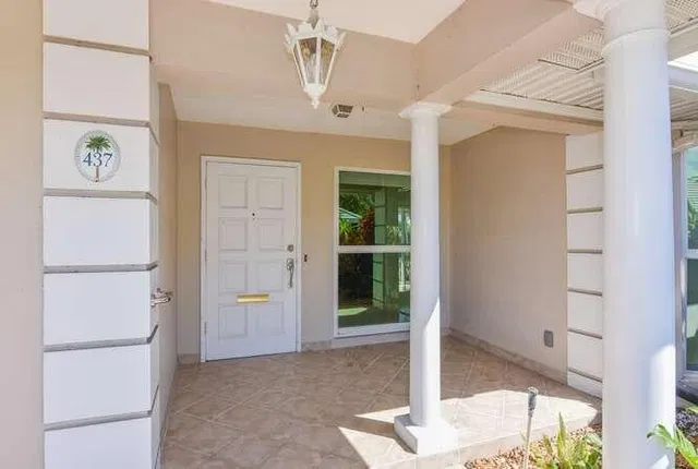 Residence photo 5