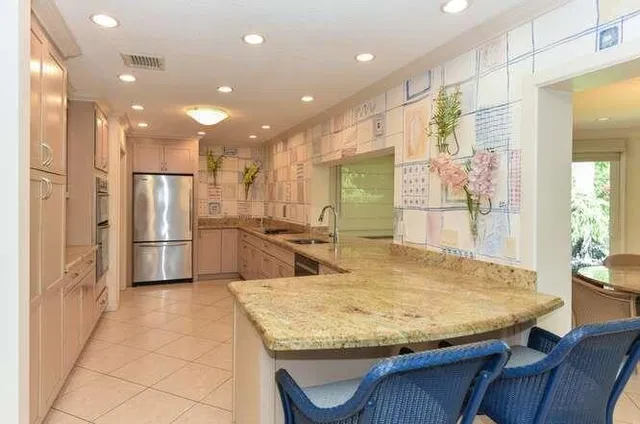 Residence photo 12