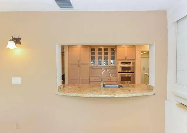 Residence photo 15