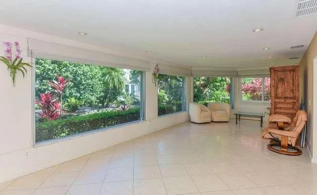 Residence photo 21