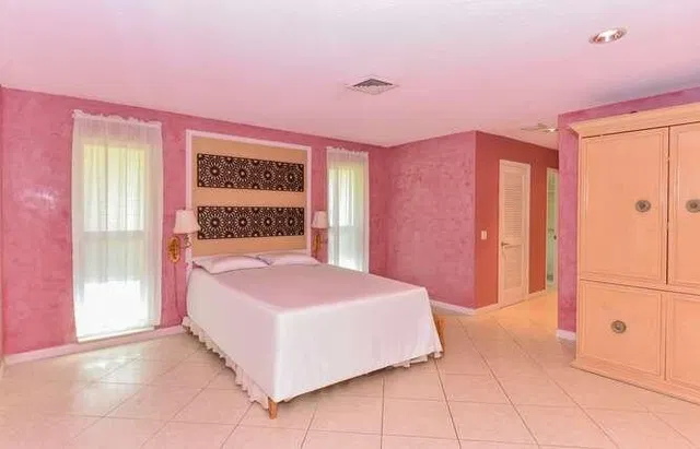 Residence photo 26