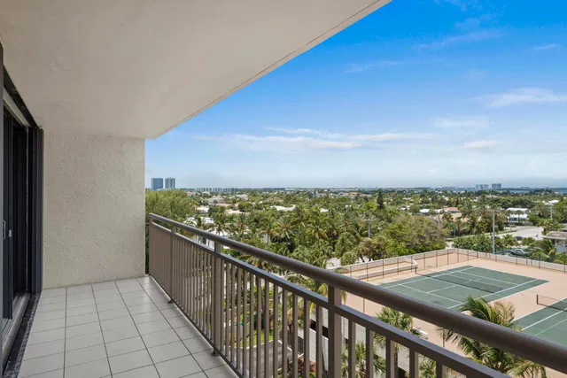 Singer Island Unit 705 photo 15
