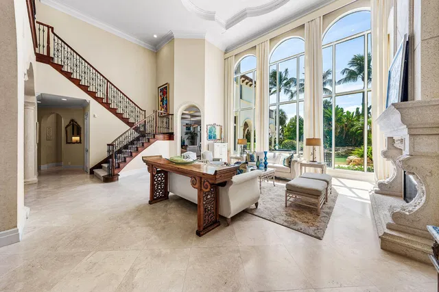 Royal Palm Yacht and Country Club Residence photo 9