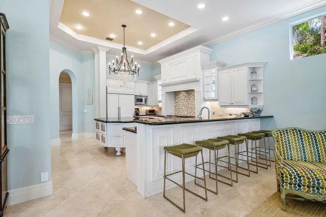 Royal Palm Yacht and Country Club Residence photo 17