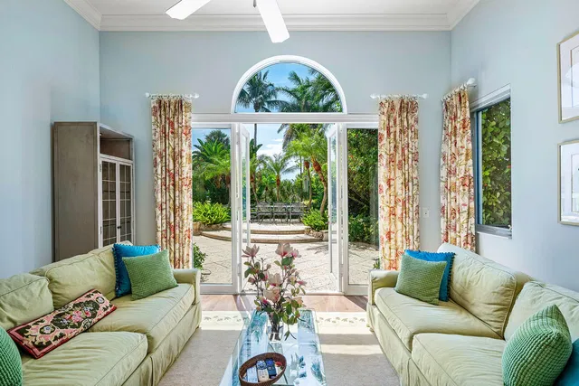 Royal Palm Yacht and Country Club Residence photo 36