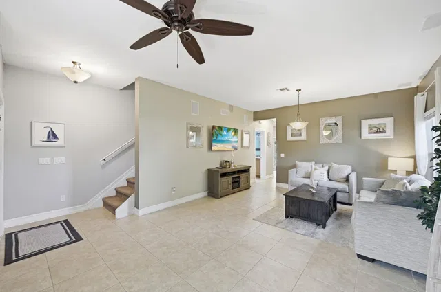 Residence photo 19