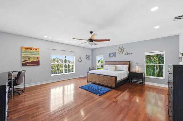 Residence photo 20