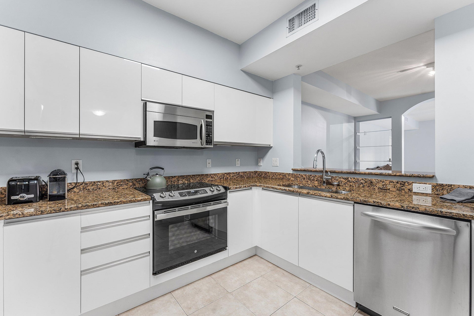 233 S Federal Boca Unit 308 photo 8
