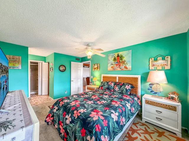 Residence photo 32