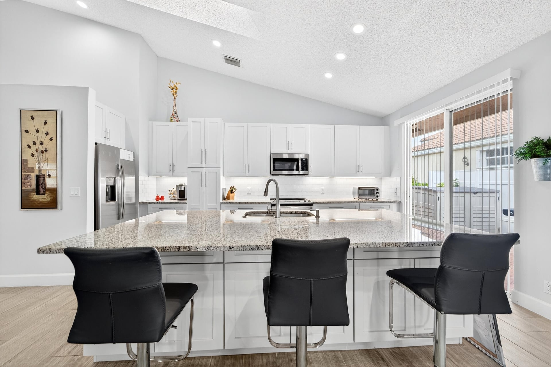Eastpointe Country Club Residence photo 3