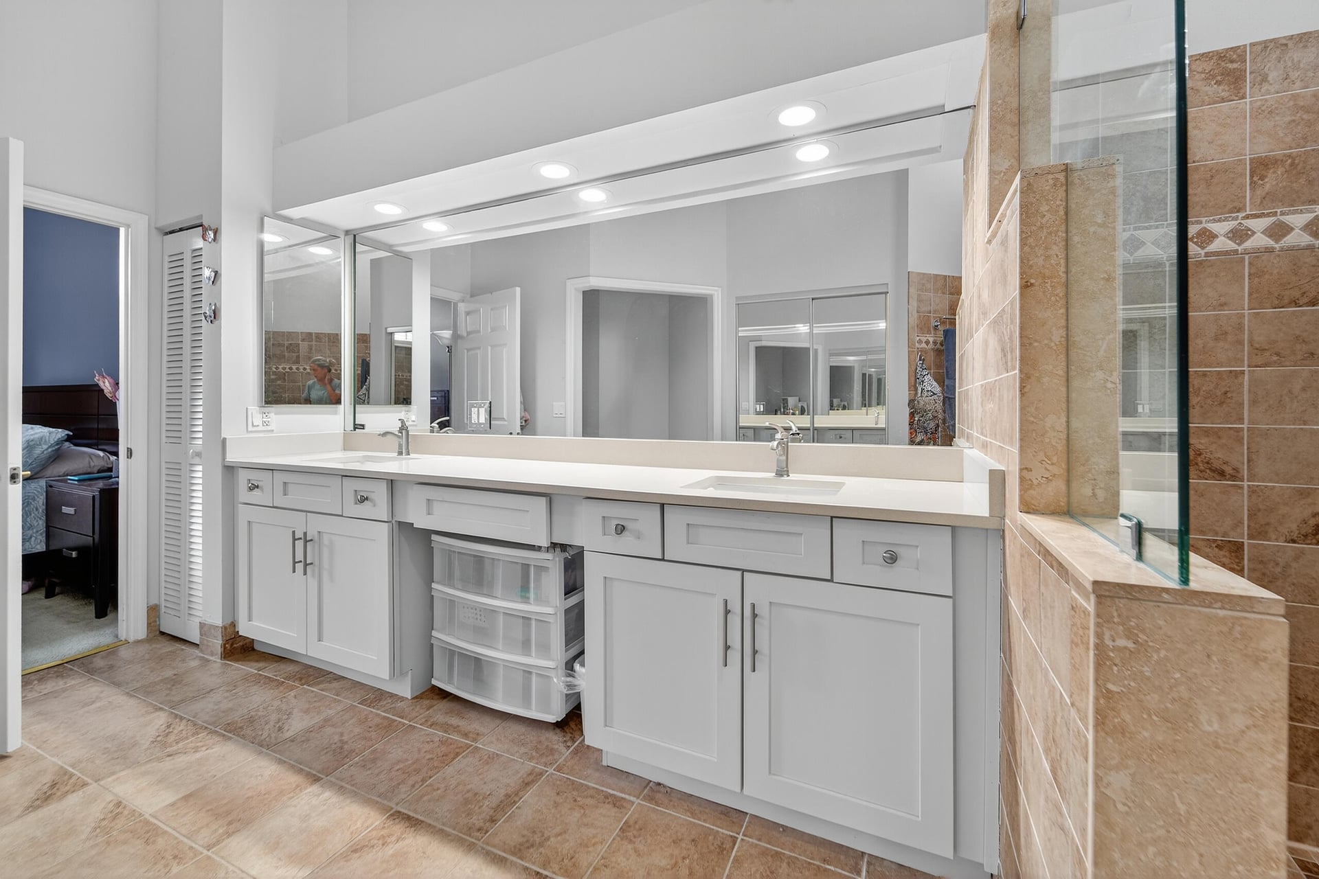Eastpointe Country Club Residence photo 8