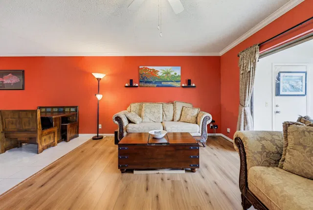  Unit 118 photo 14