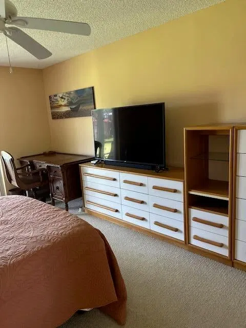  Unit 2 photo 21