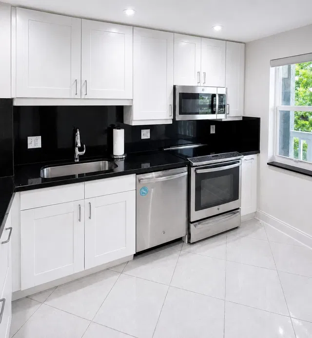 Unit 1520 photo 6