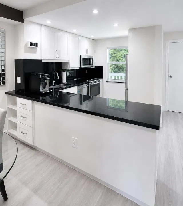 Unit 1520 photo 7