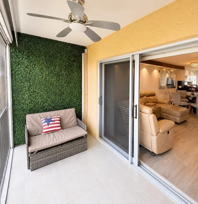 Unit 1520 photo 8