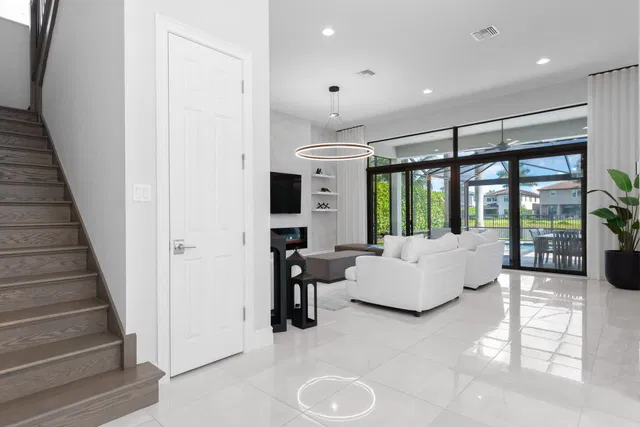 Boca Bridges Residence photo 8