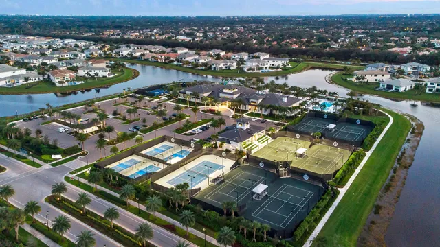 Boca Bridges Residence photo 57