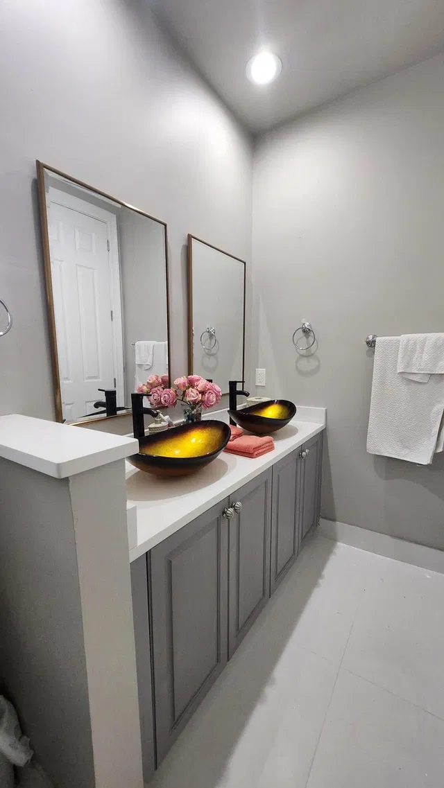 Residence photo 32