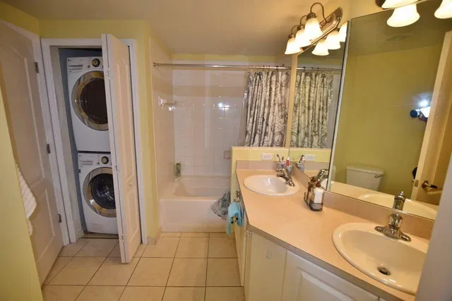 Unit 103 photo 20