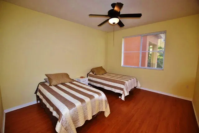 Unit 103 photo 21