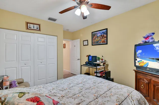 Residence photo 13