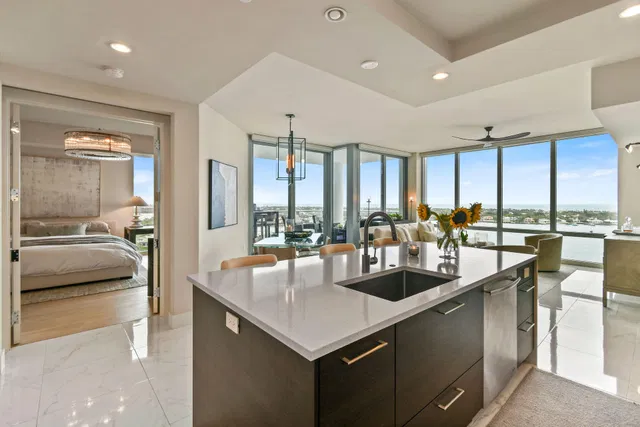 Water Club North Palm Beach Unit 1602 photo 4