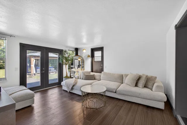 West Palm Beach Residence photo 25