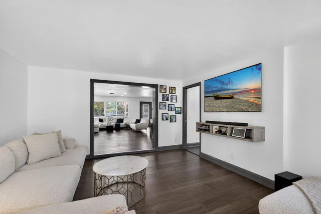 West Palm Beach Residence photo 26