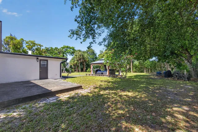 West Palm Beach Residence photo 47
