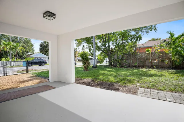 NOMAR West Palm Beach Residence photo 4