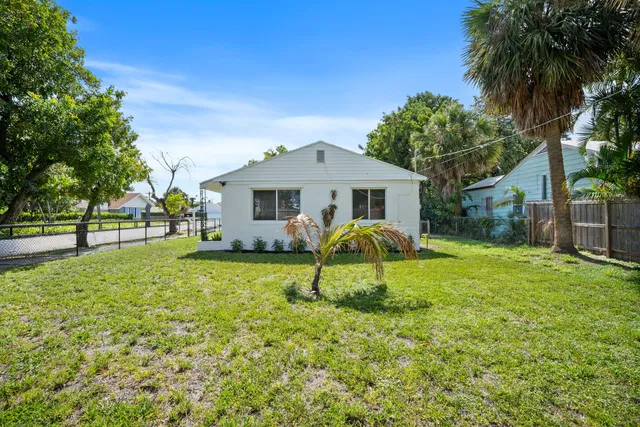 NOMAR West Palm Beach Residence photo 28