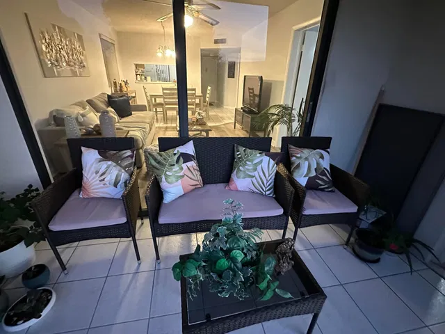 Unit 317 photo 12