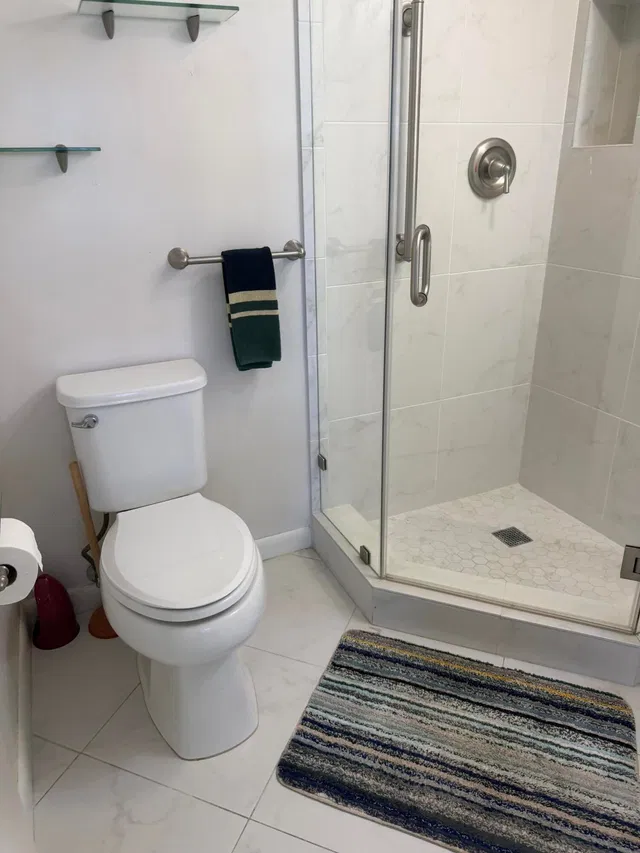 Unit 101 photo 7