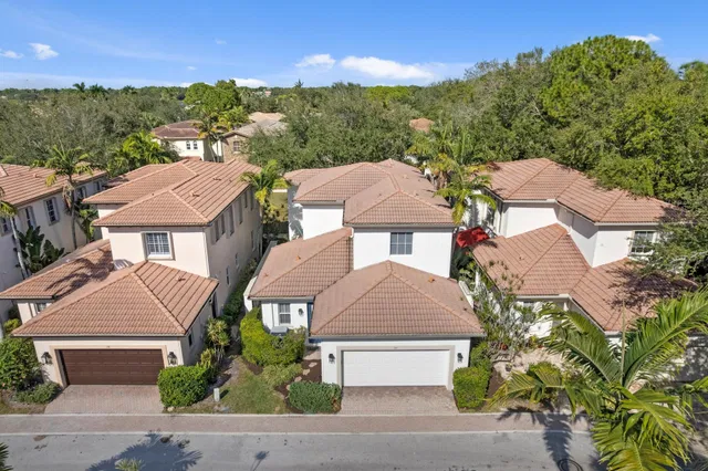 Evergrene Palm Beach Gardens Residence photo 29