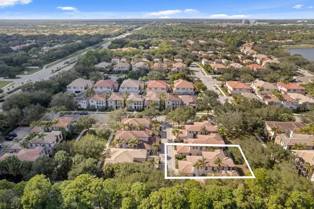 Evergrene Palm Beach Gardens Residence photo 31