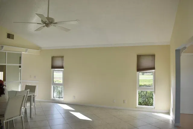 Residence photo 21