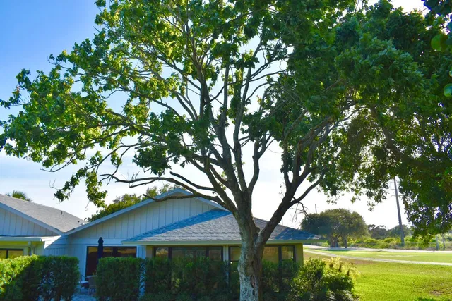 Residence photo 31