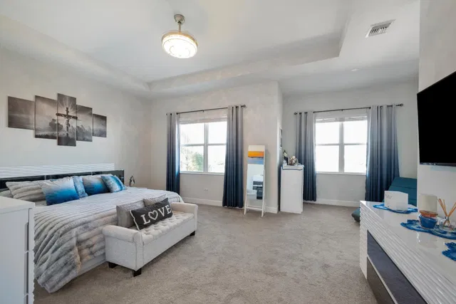 Residence photo 43