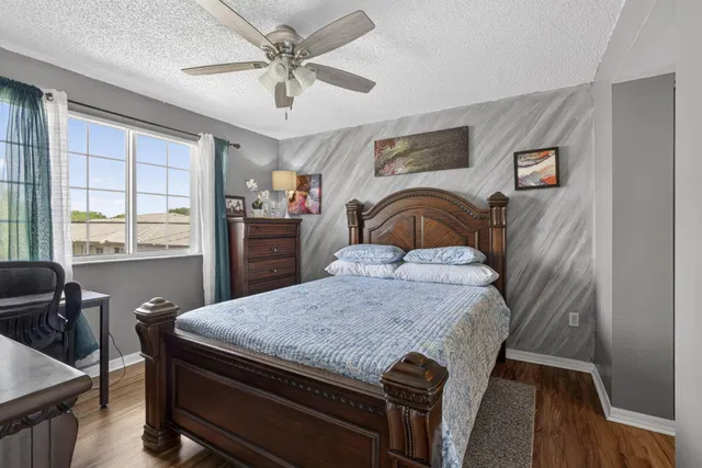  Unit 809 photo 39