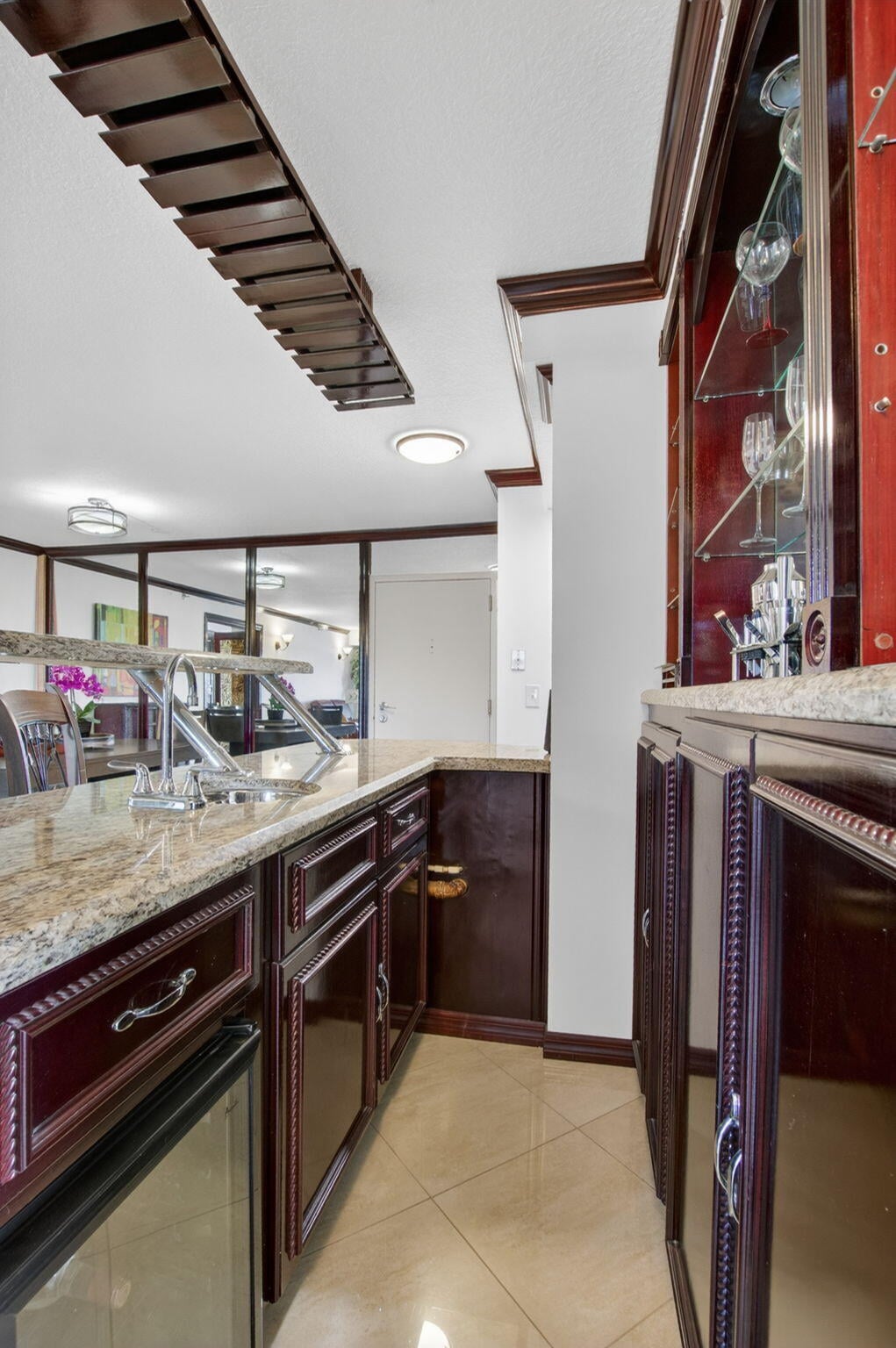 Unit 402 photo 16