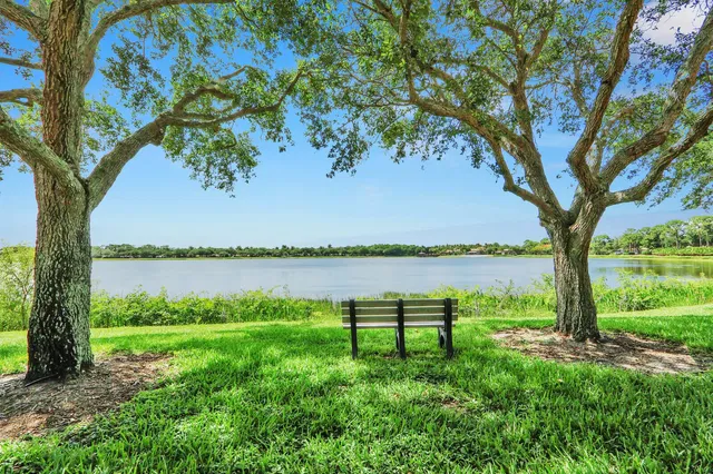 Evergrene Palm Beach Gardens Residence photo 31