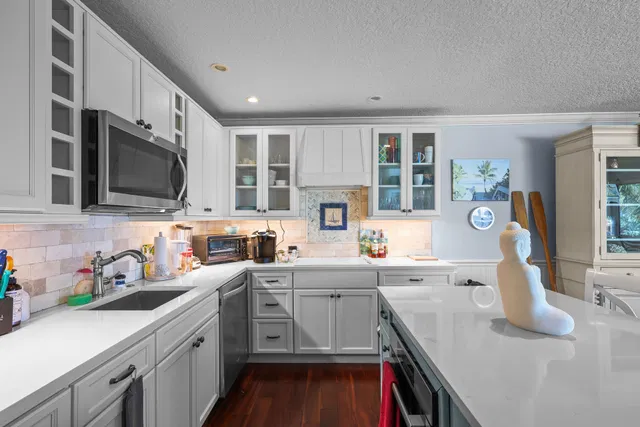 Unit 254 photo 9