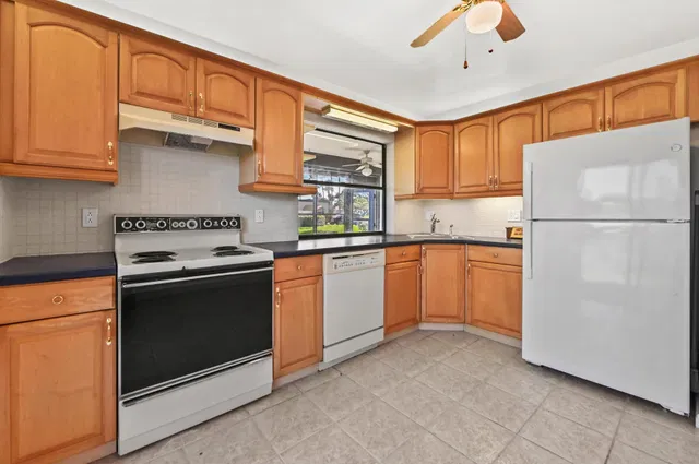  Residence photo 7