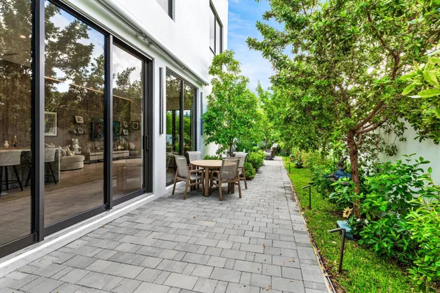 Palm Trail Delray Beach Residence photo 20