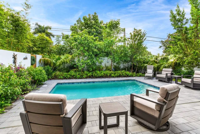 Palm Trail Delray Beach Residence photo 21