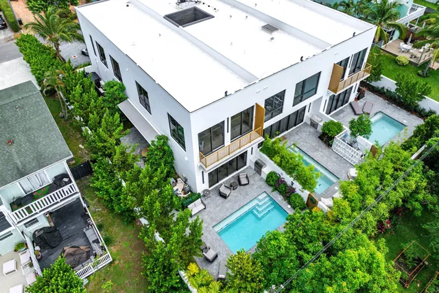 Palm Trail Delray Beach Residence photo 25