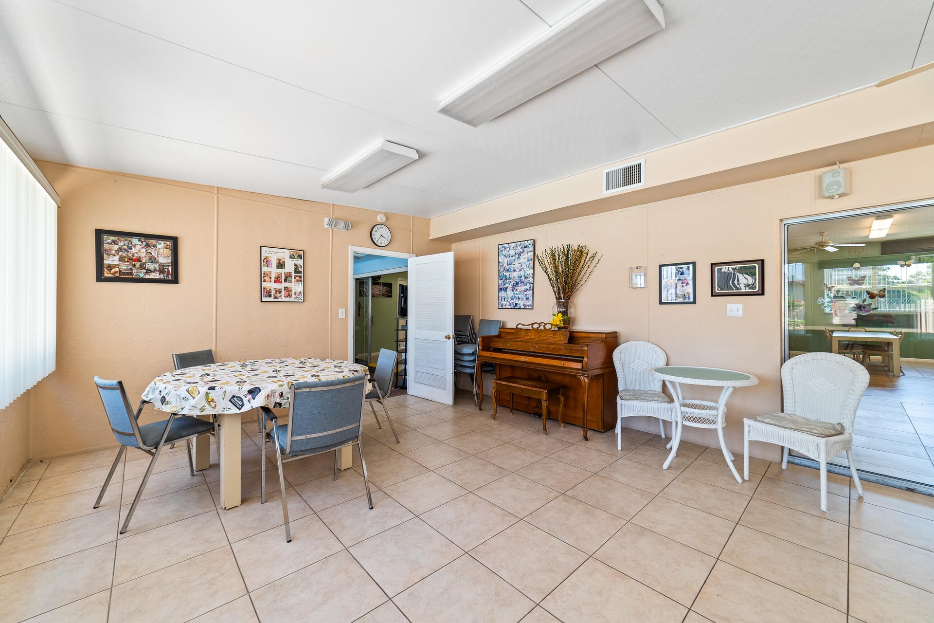  Residence photo 33